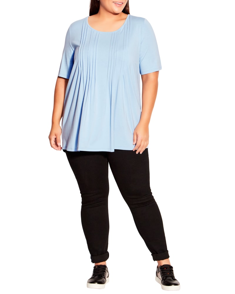 Plus size model wearing  by avenue | Dia&Co | dia_product_style_image_id:200203